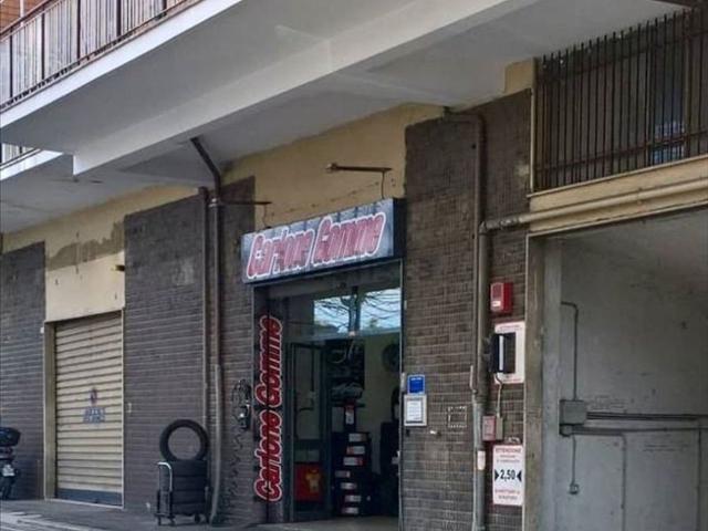 Locale in vendita di 150 m² in Viale Europa