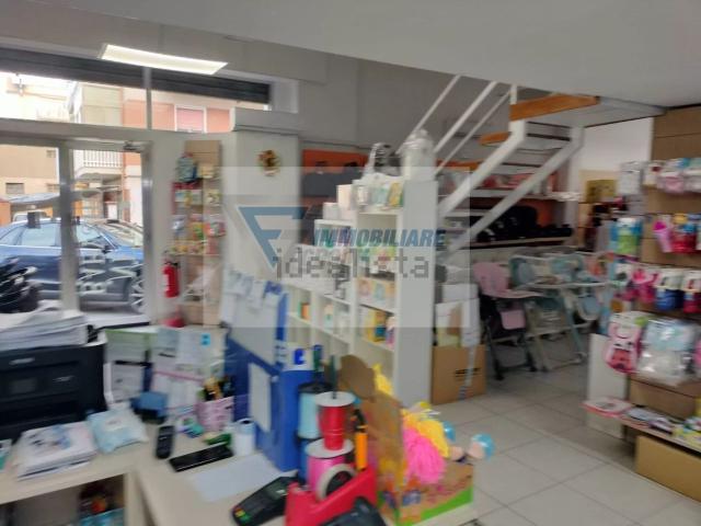 Locale in vendita di 150 m² in Viale Italia