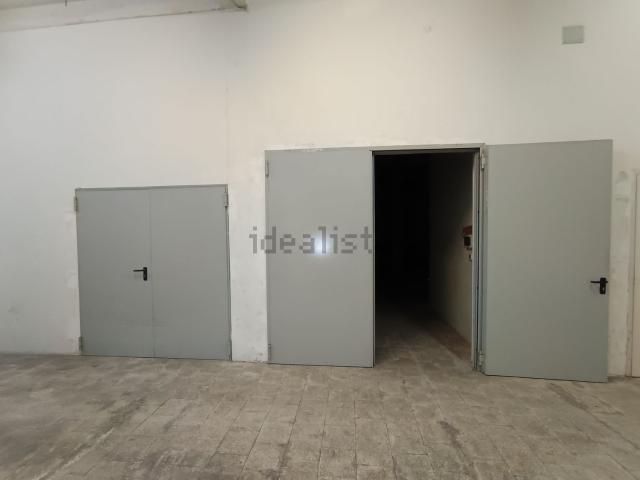 Locale in vendita di 150 m² in Viale Mario Rapisardi