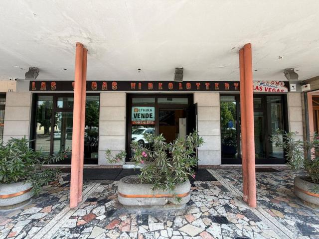 Locale in vendita di 150 m² in Piazzale Vittorio Veneto