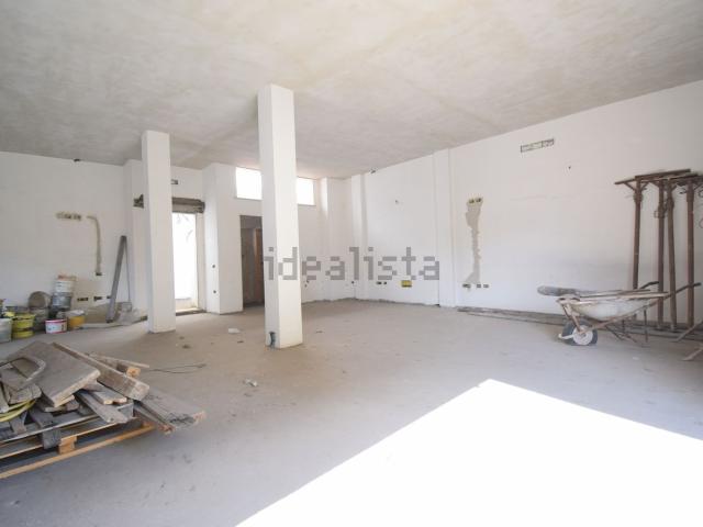 Locale in vendita di 152 m² in Via C. Nigra, 52
