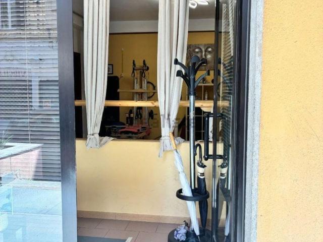 Locale in vendita di 152 m² in Via Salvatore Negretti, 31