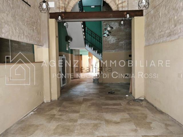 Locale in vendita di 153 m²