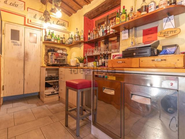 Locale in vendita di 153 m² in Via Antonio Fratti, 45