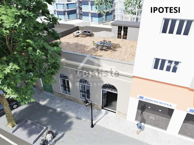 Locale in vendita di 153 m² in Viale Trieste, 54