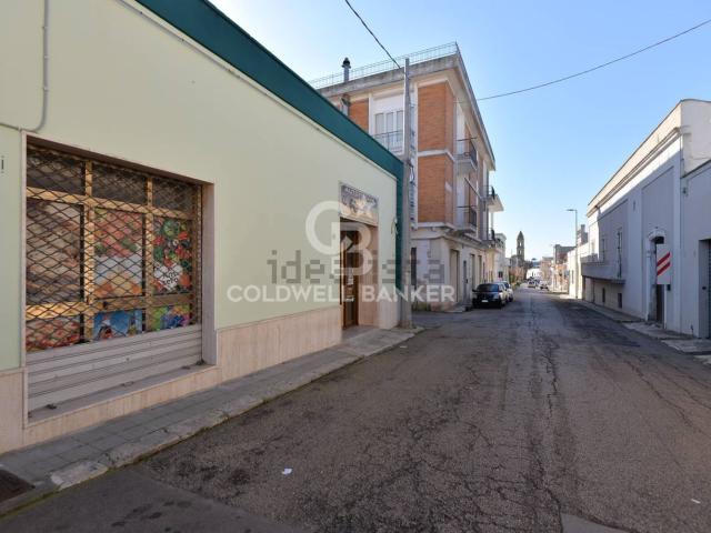 Locale in vendita di 154 m² in Via Giuseppe Mazzini, 47