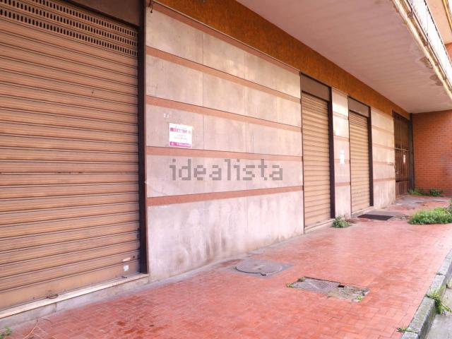 Locale in vendita di 155 m² in Via Tiglio San Biagio, 10