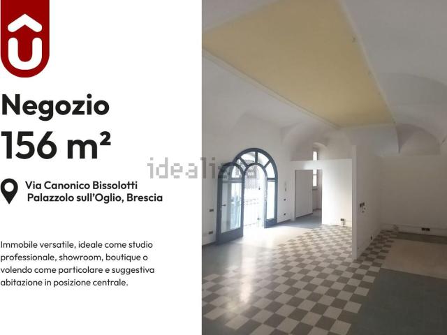 Locale in vendita di 156 m² in Via Canonico Bissolotti