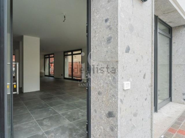 Locale in vendita di 156 m² in Via Vittorio Emanuele