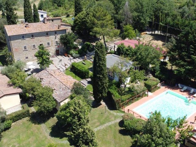 Locale in vendita di 1571 m²