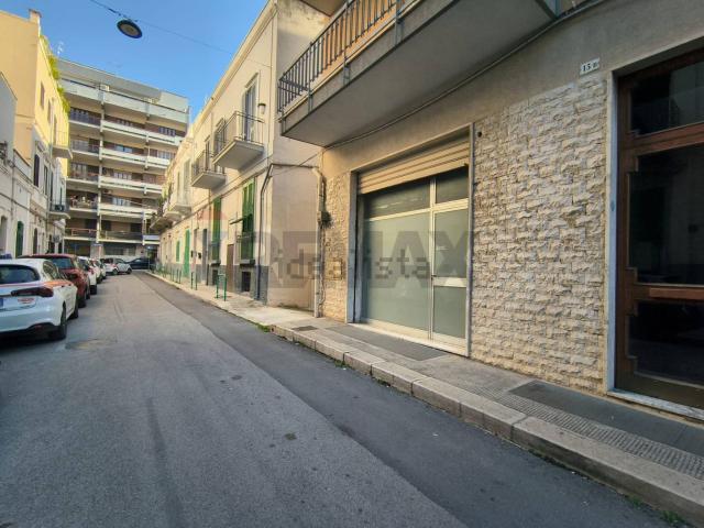 Locale in vendita di 157 m²