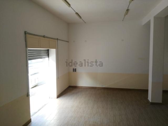 Locale in vendita di 158 m² in Viale Monastir, Cagliari, CA, 99