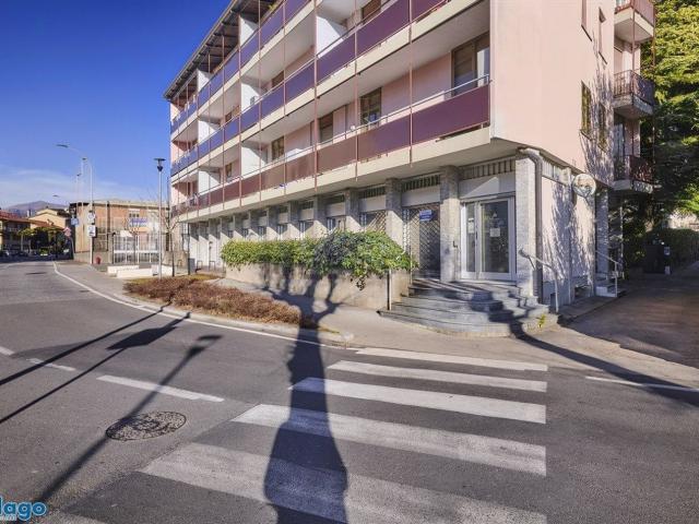 Locale in vendita di 159 m² in Piazza Sacro Cuore, 10