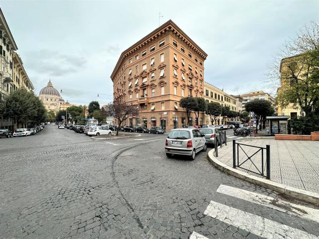 Locale in vendita di 15 m² in Piazza di Santa Maria alle Fornaci