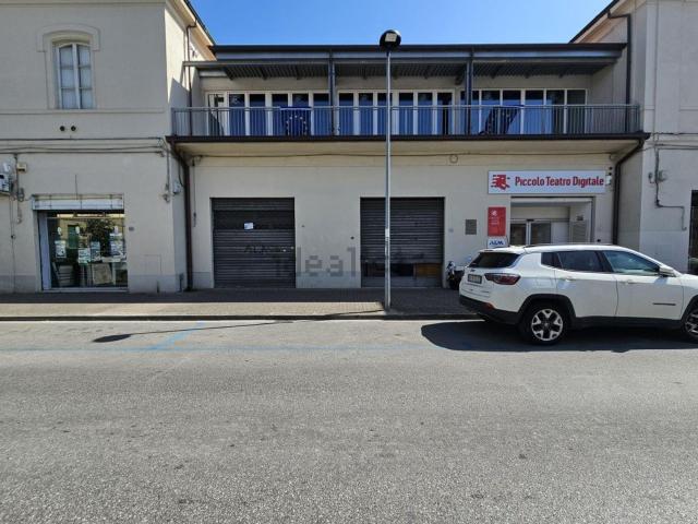 Locale in vendita di 160 m²