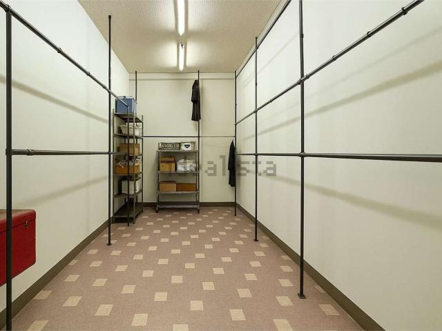 Locale in vendita di 160 m²