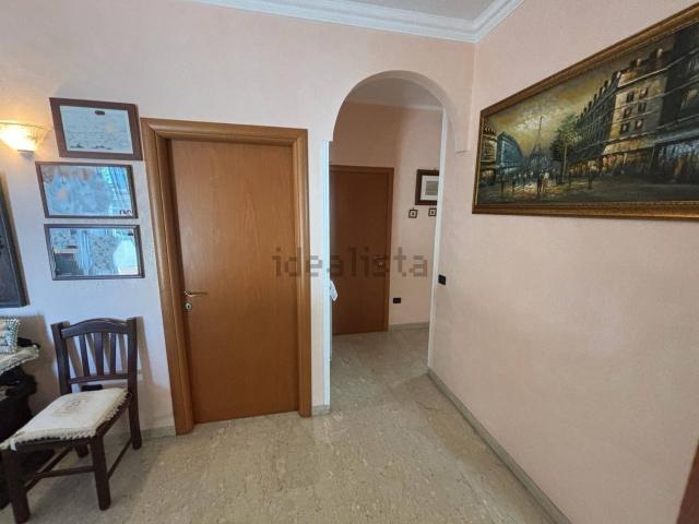 Locale in vendita di 160 m² in Via Degli Artigiani, 5