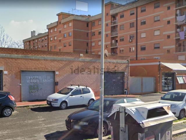Locale in vendita di 160 m² in Via dell&apos Appagliatore