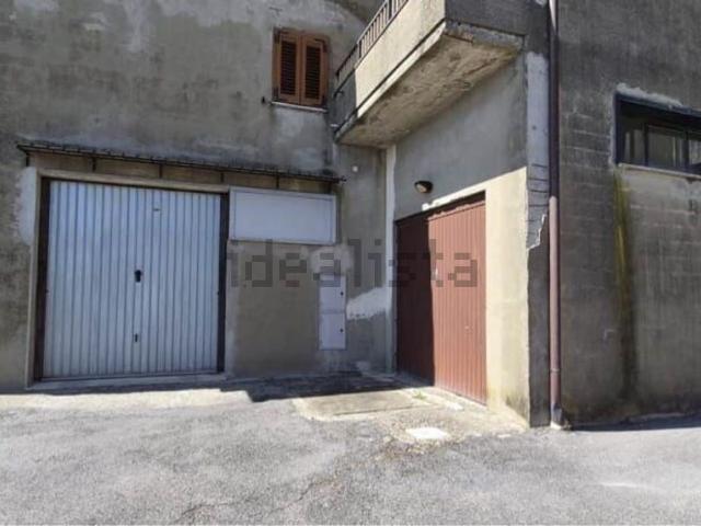 Locale in vendita di 160 m² in Viale Antonio Gramsci