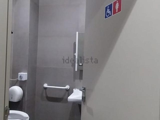 Locale in vendita di 160 m² in Viale Europa