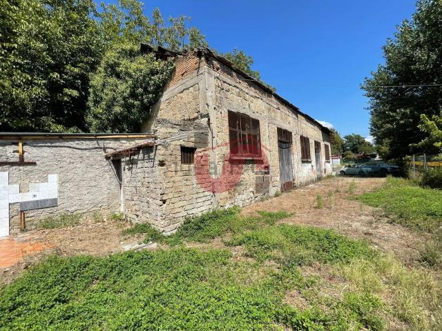 Locale in vendita di 161 m² in Via Cellarulo
