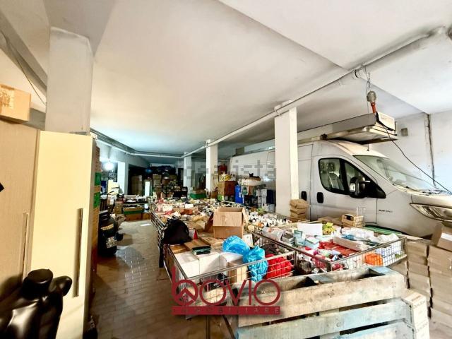 Locale in vendita di 164 m² in Corso Brianza, 8