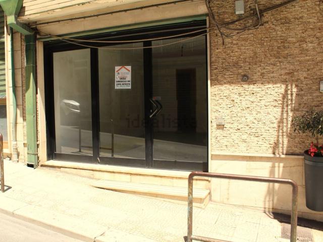 Locale in vendita di 165 m²