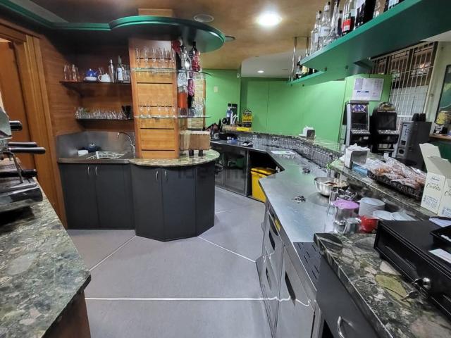 Locale in vendita di 165 m² in Via Plinio il Vecchio, 7