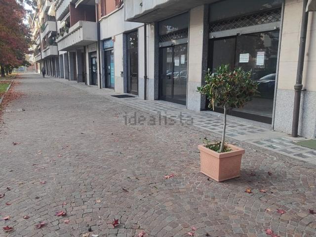 Locale in vendita di 165 m² in Via Tortona