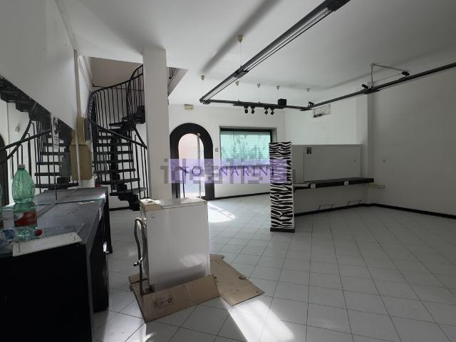 Locale in vendita di 167 m² in Via Giuseppe Mazzini