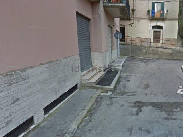 Locale in vendita di 16 m² in Piazza Giuseppe Garibaldi