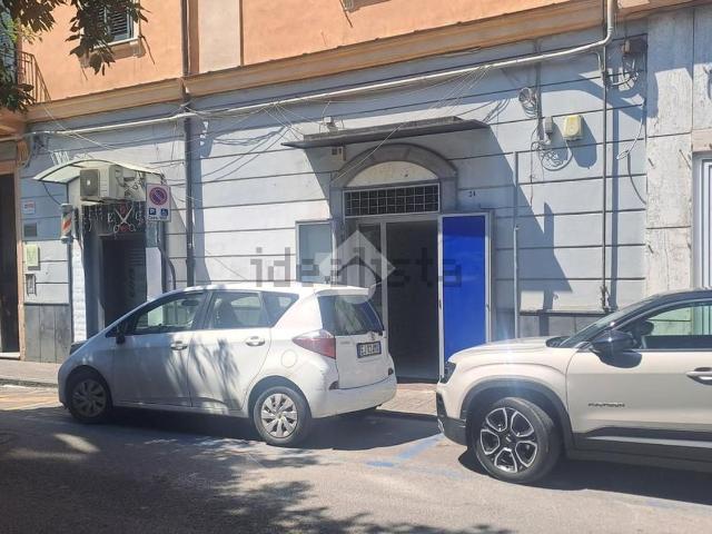 Locale in vendita di 16 m² in Viale Marconi, 24