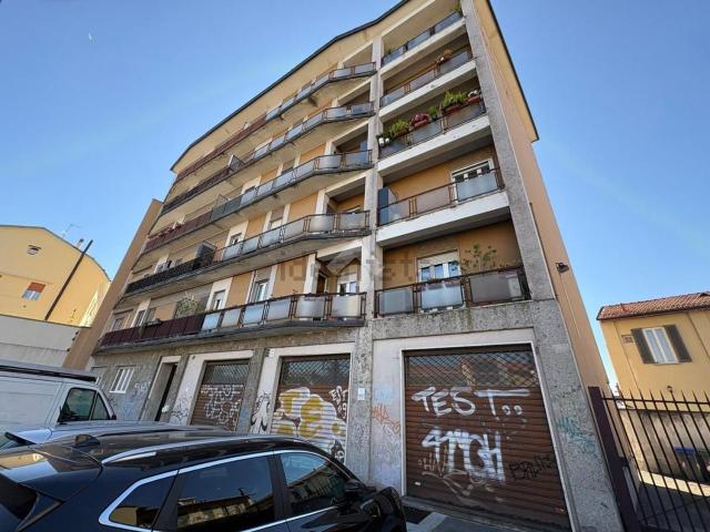 Locale in vendita di 160 m² in Via Carlo Rota, 6