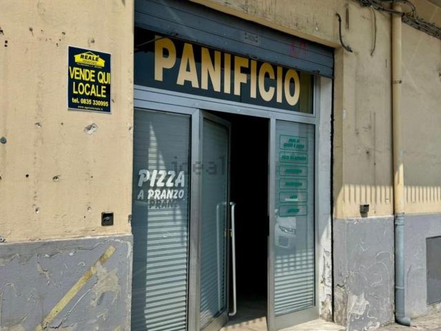 Locale in vendita di 170 m² in Via Guglielmo Marconi