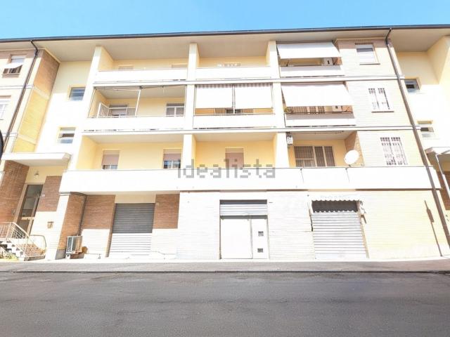 Locale in vendita di 170 m² in Via dei Velka, 9
