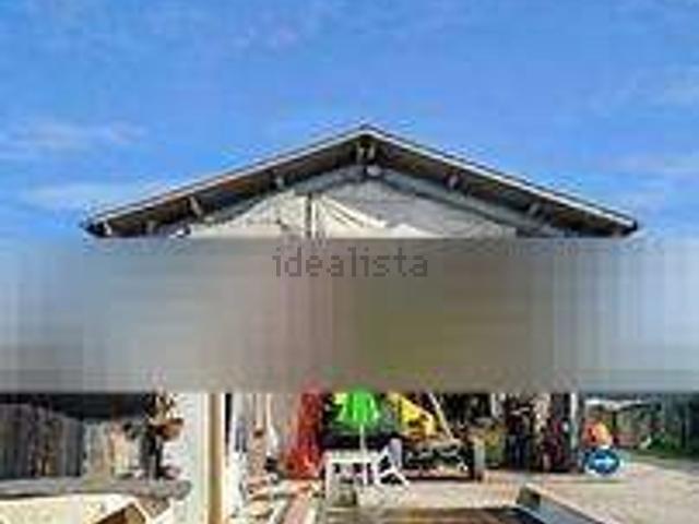 Locale in vendita di 170 m² in Via Fabio Filzi
