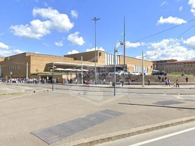 Locale in vendita di 170 m² in Via Panzani