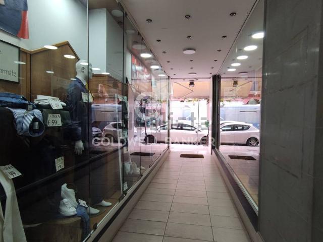 Locale in vendita di 170 m² in Via Principe Amedeo, 171