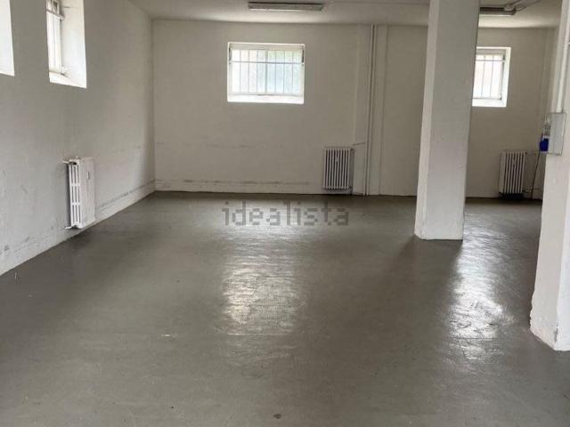 Locale in vendita di 170 m² in Via Vincenzo Maria Miglietti, 6
