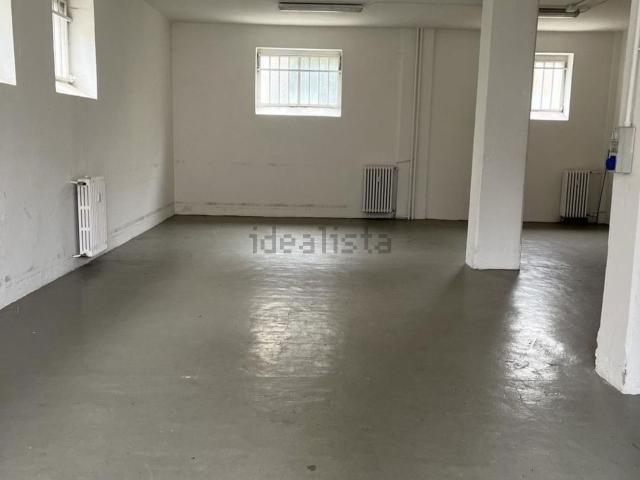 Locale in vendita di 170 m² in Via Vincenzo Maria Miglietti, 6