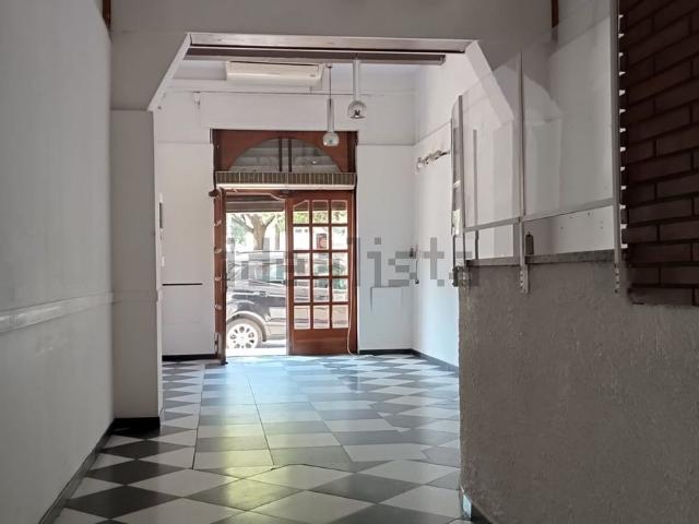 Locale in vendita di 170 m² in Viale Giosuè Carducci, 269