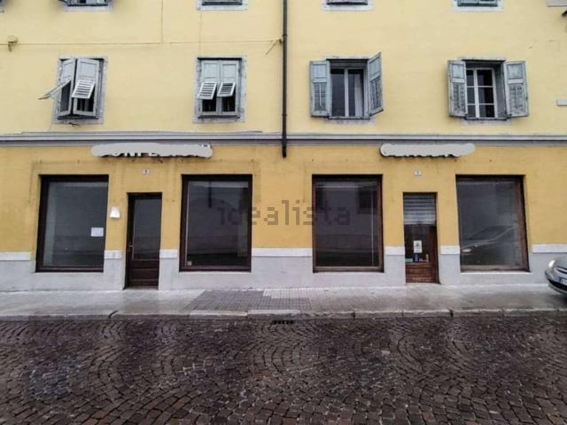 Locale in vendita di 170 m² in Corso Giuseppe Verdi