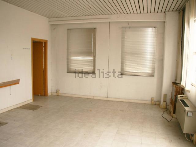 Locale in vendita di 170 m² in Località San Zeno