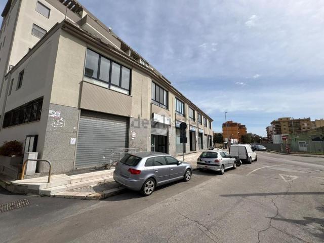 Locale in vendita di 173 m² in Via Cappuccini, 268