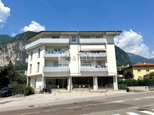 Locale in vendita di 176 m²
