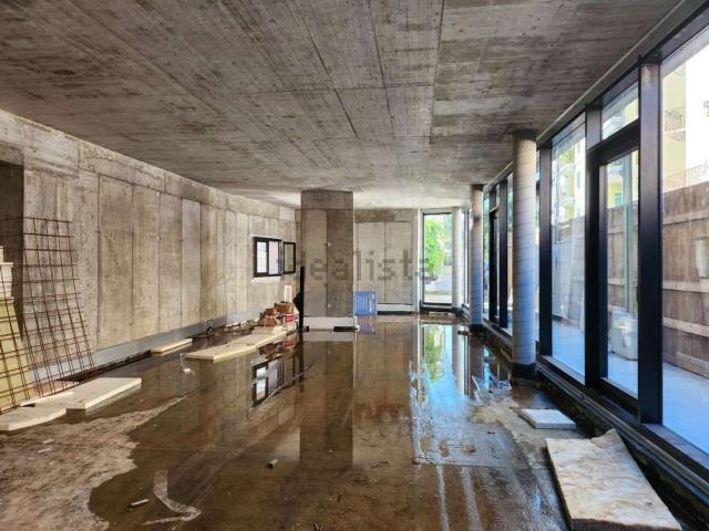 Locale in vendita di 180 m²