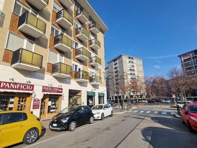 Locale in vendita di 180 m² in Via Giorgio Bellono, 2