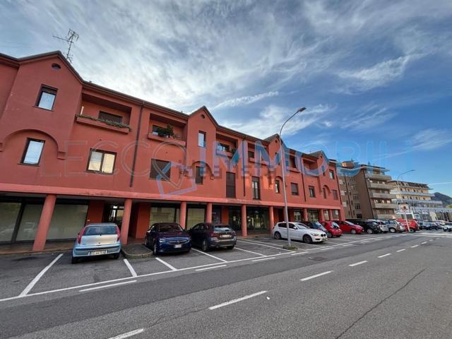Locale in vendita di 180 m² in Via San Leonardo, 14