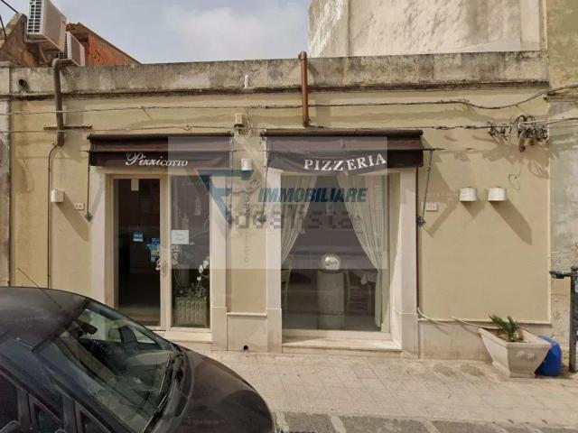 Locale in vendita di 180 m² in Via Siracusa