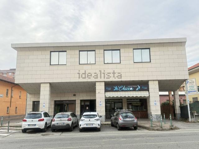 Locale in vendita di 180 m² in Via Valdellatorre, 28